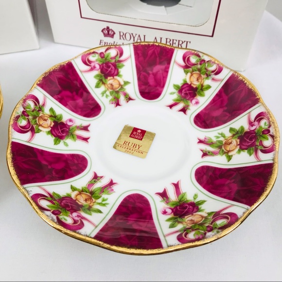 Royal Albert Old County Roses Ruby Celebration Teacup and Saucers - Picture 9 of 13